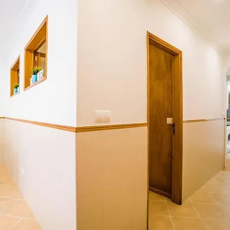 2br Next To Av Liberdade Apartman *